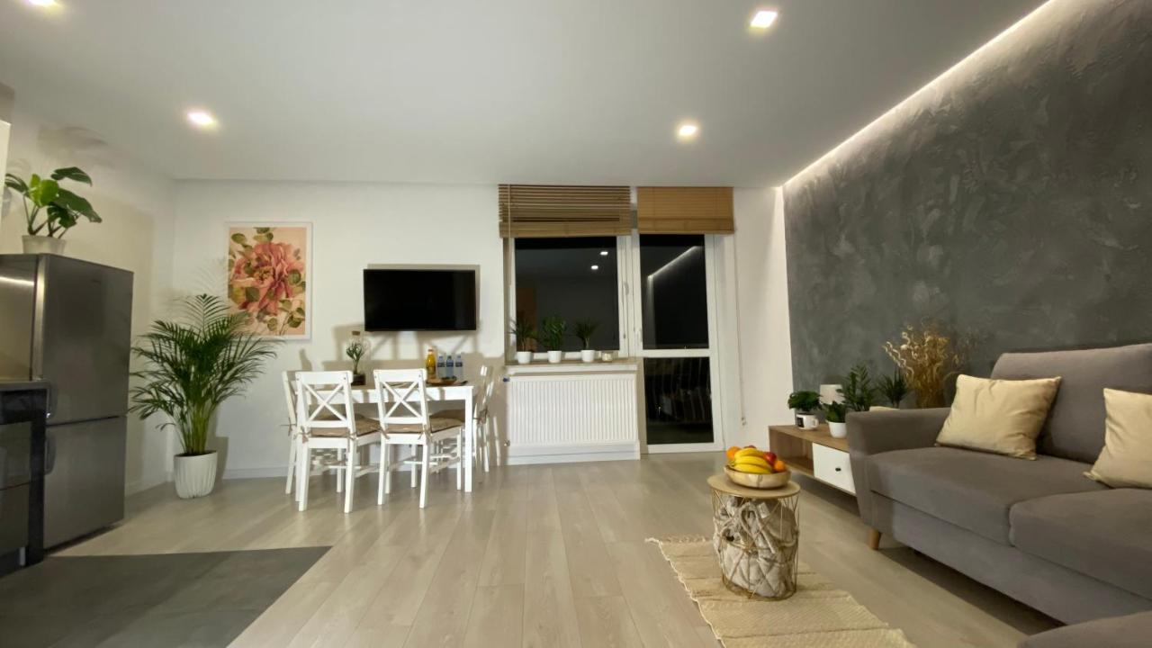 Apartament Plaza Park Przemysl Exterior photo